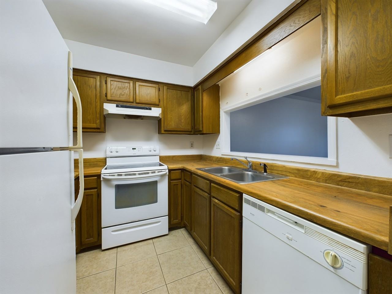 3150 Belle Meade Dr #B - Photo 6 of 19