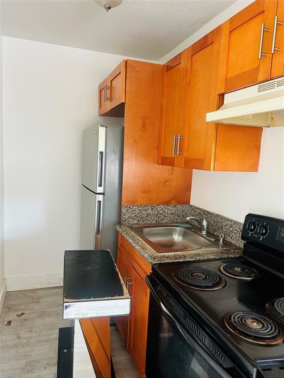 844 Nw 3rd Ave #844A - Photo 4 of 10