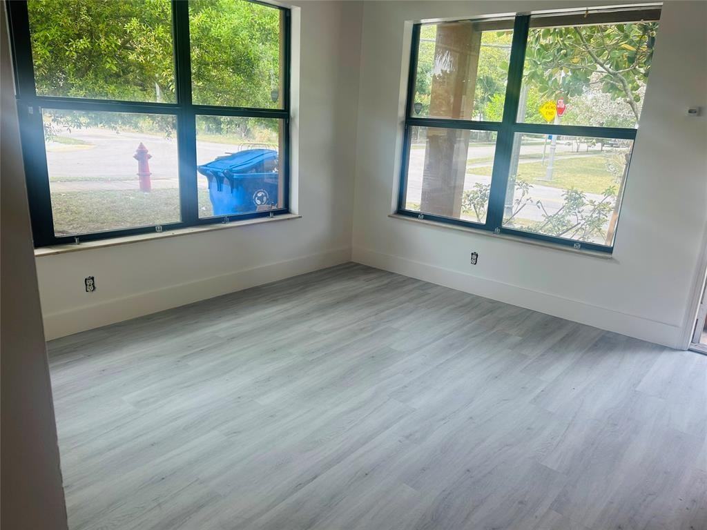 844 Nw 3rd Ave #844A - Photo 7 of 10