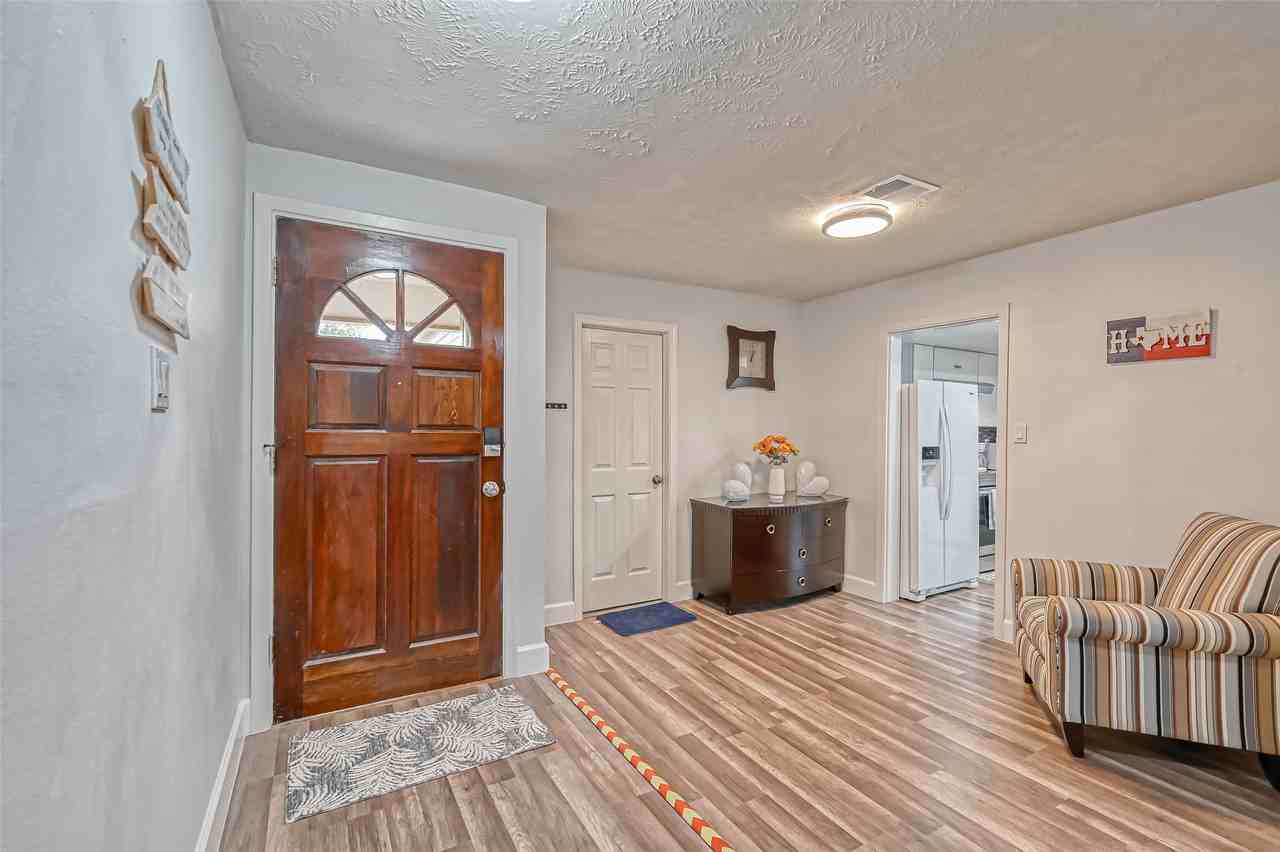 11618 Corona Ln #11618 - Photo 4 of 50