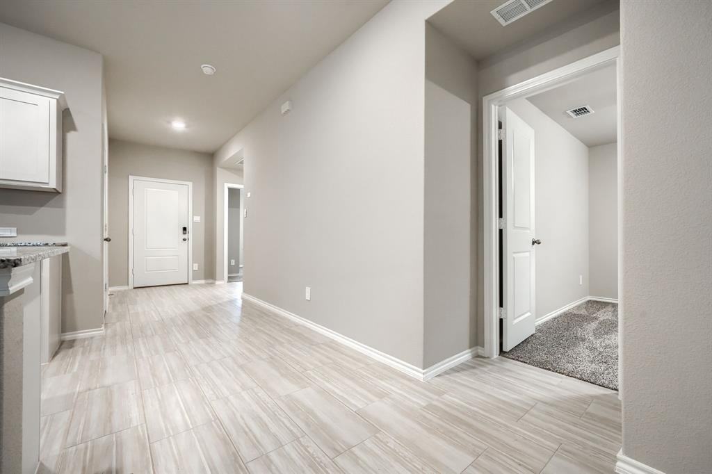 8412 Beltmill Pkwy #8412 - Photo 2 of 27