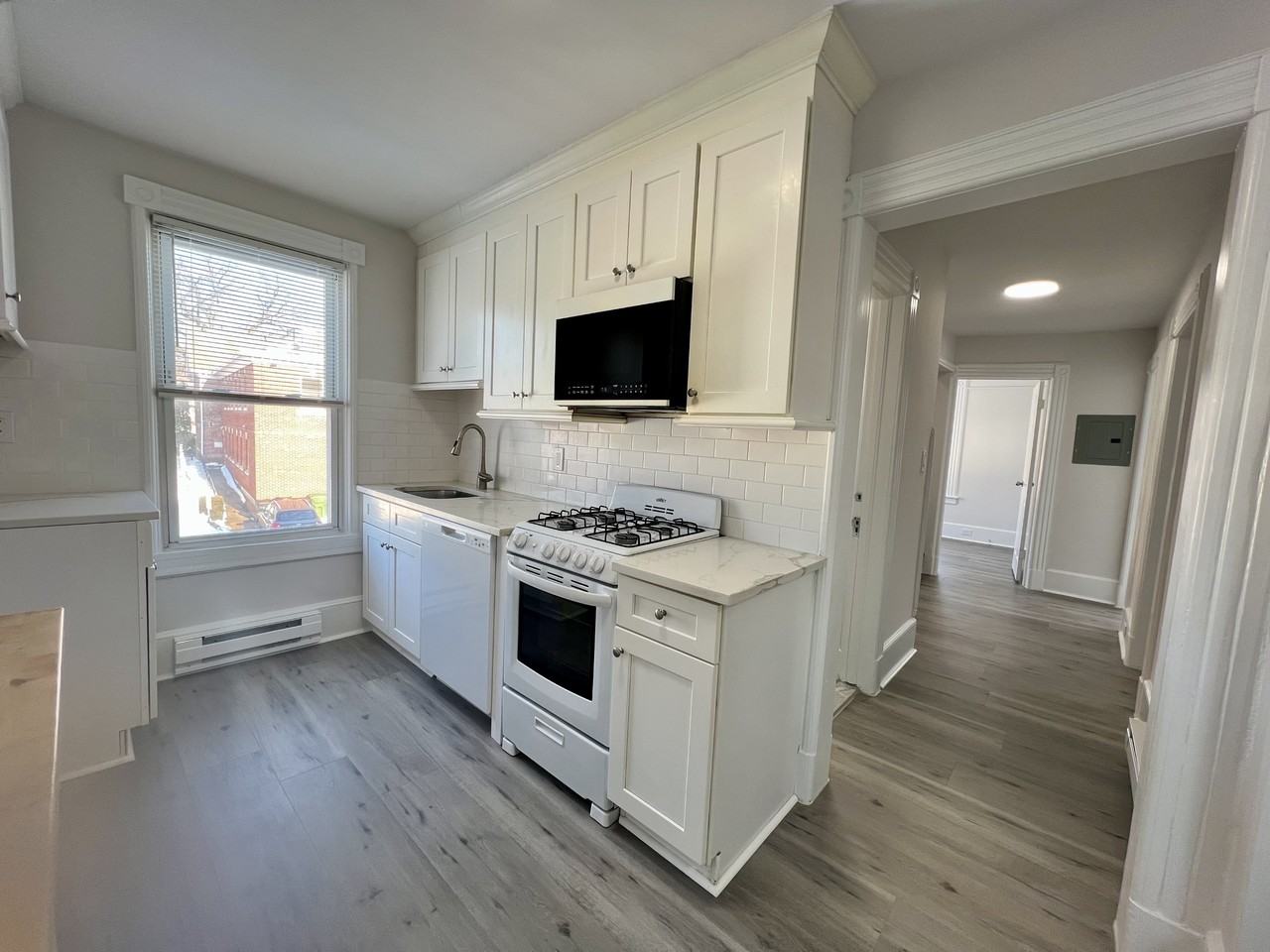 66 4th St #2F - Photo 5 of 17