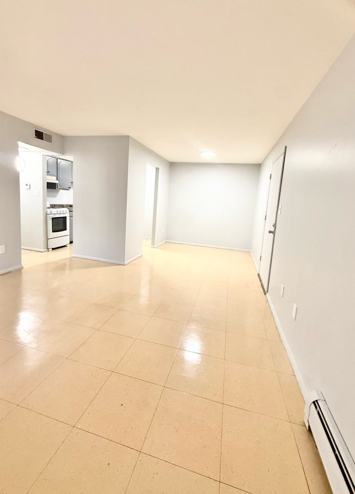 2971 Fourtowers Dr #4