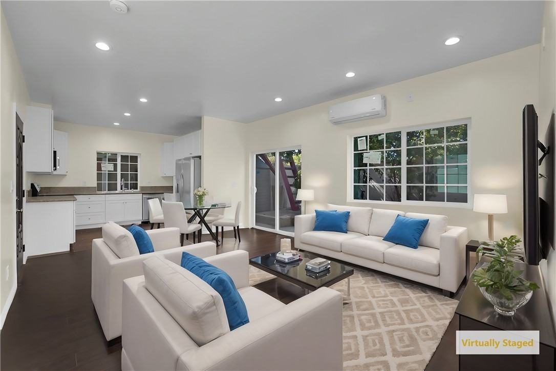 23393 Schoolcraft St #23393 - Photo 4 of 24