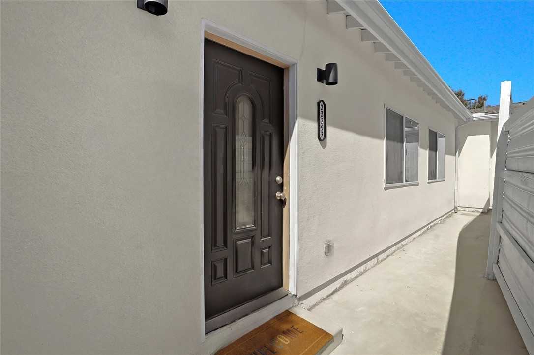 23393 Schoolcraft St #23393 - Photo 7 of 24