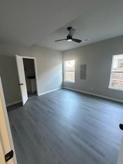 422 S Park St - Photo 5 of 12