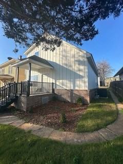 422 S Park St - Photo 6 of 12