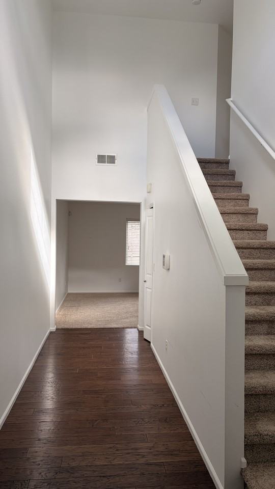 11046 Se 204th St - Photo 2 of 17