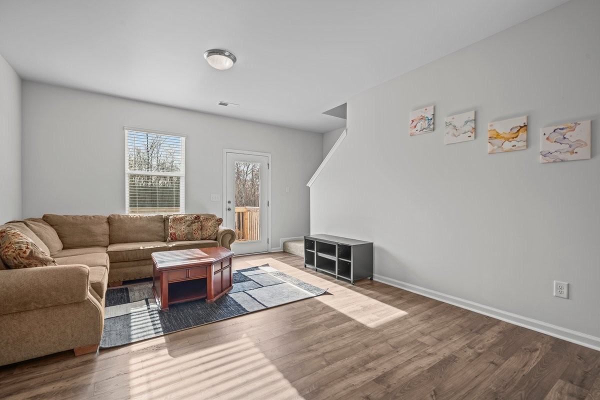 1 Apollo View Ln - Photo 3 of 6
