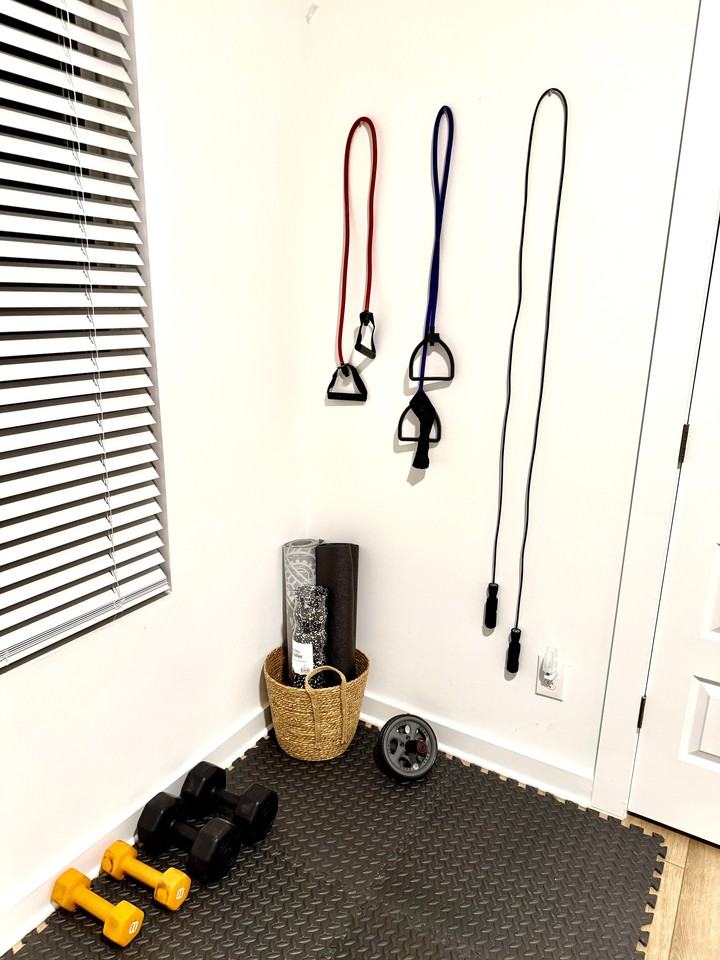 7559 Discovery Point Dr Nw - Photo 2 of 23