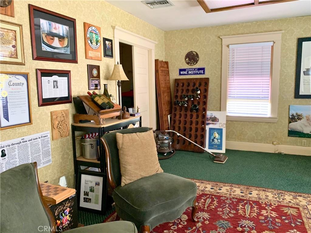 1460 W 9th St #1460 - Photo 4 of 6