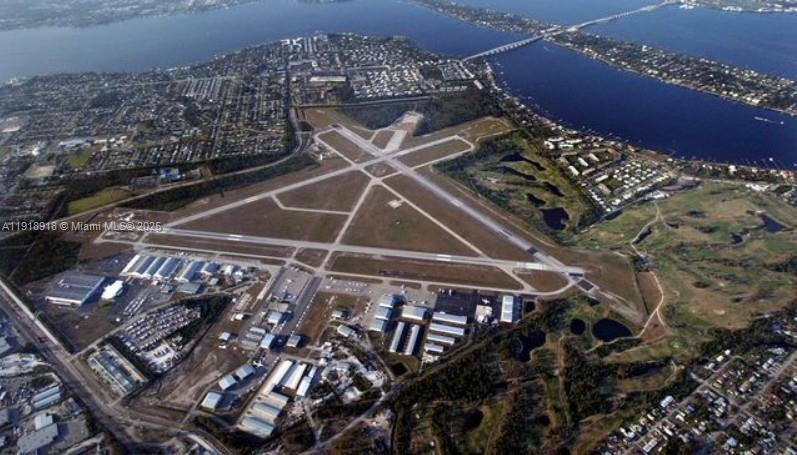 St. Lucie Estates-Broadway #910 - Photo 7 of 12