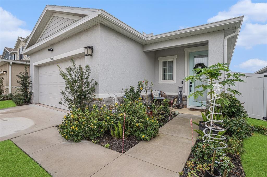 19056 Heavenside Ct Spring Hill #19056 - Photo 4 of 25