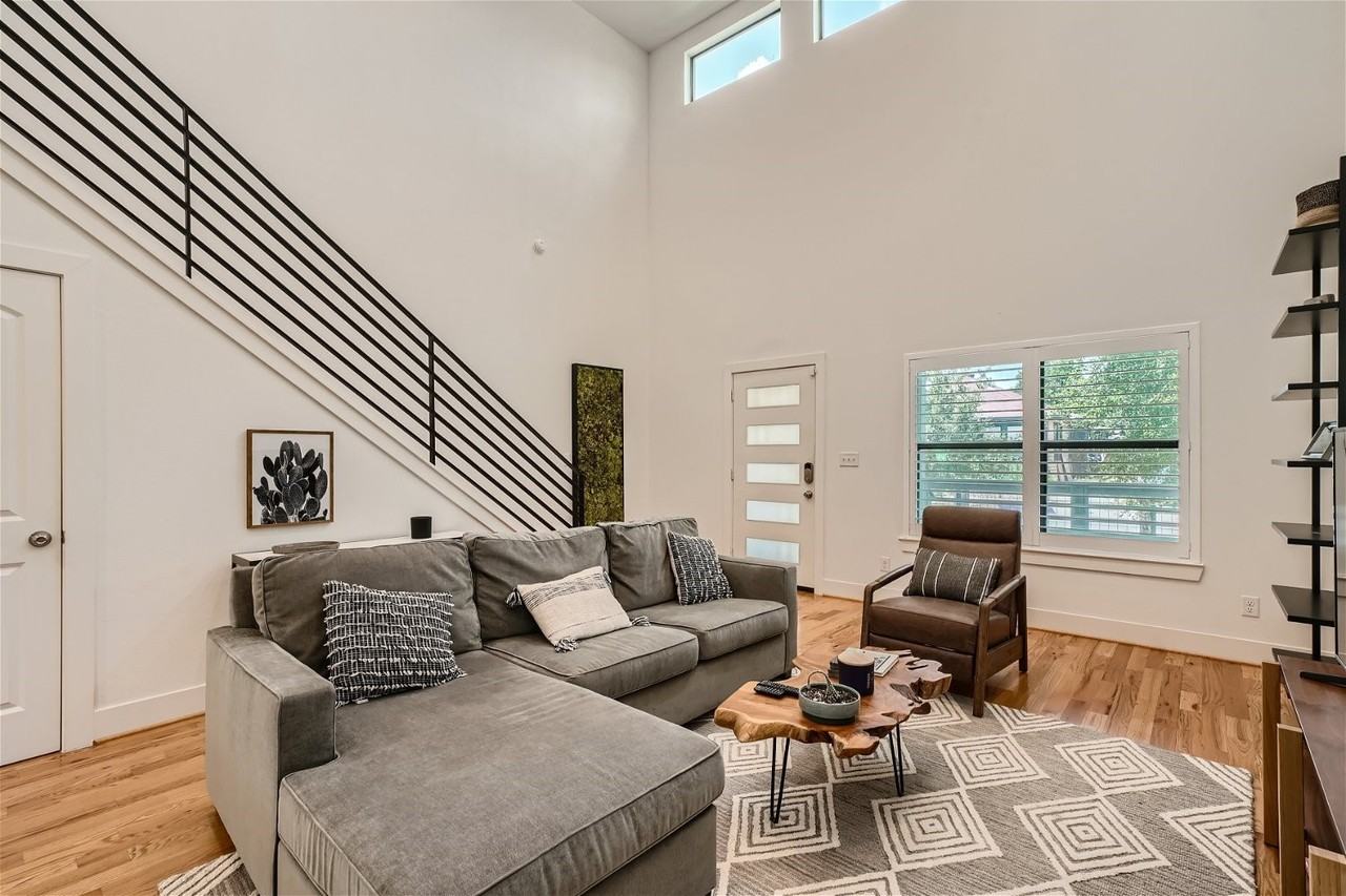 4916 Mckinney St #4916 - Photo 7 of 13