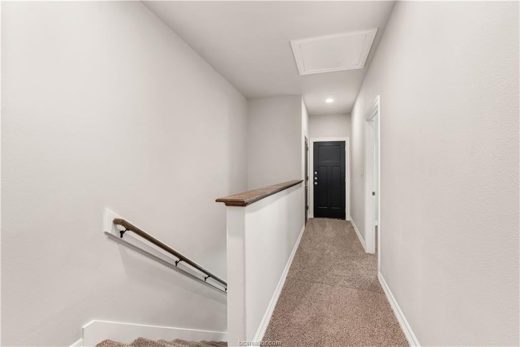 713 Turner St #713B - Photo 3 of 10