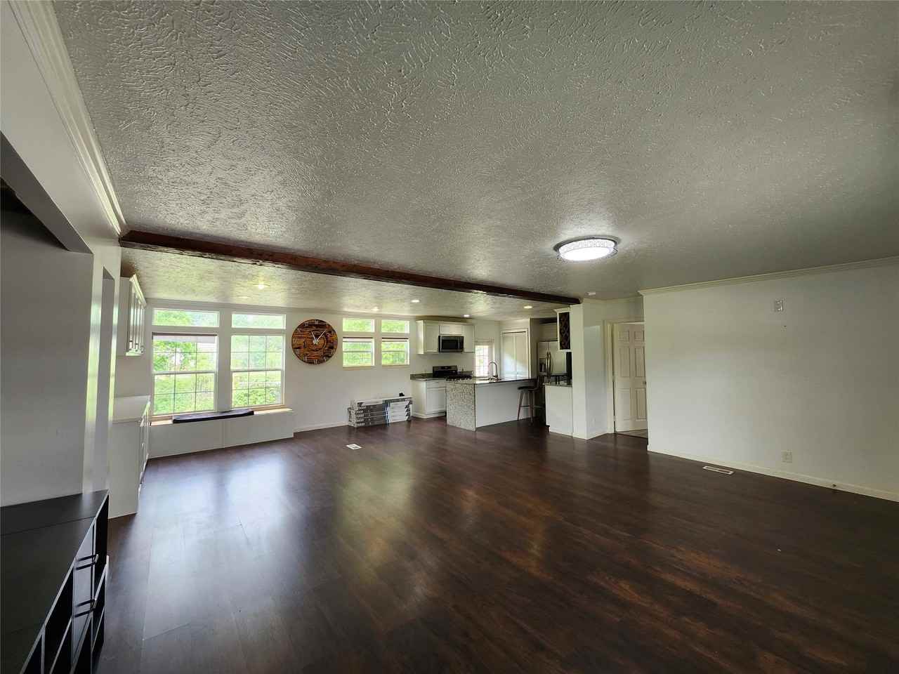 928 Coen Rd #928 - Photo 3 of 13