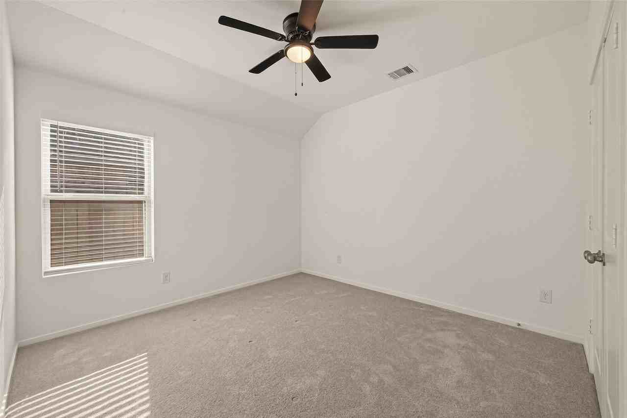 7910 Eagle Creek Ln #7910