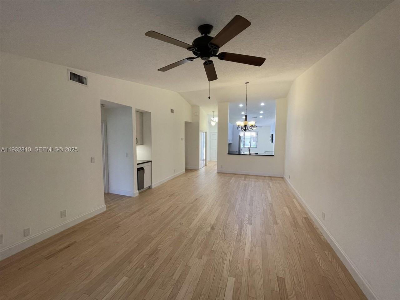 16606 Greens Edge Cir #16606-87 - Photo 5 of 34