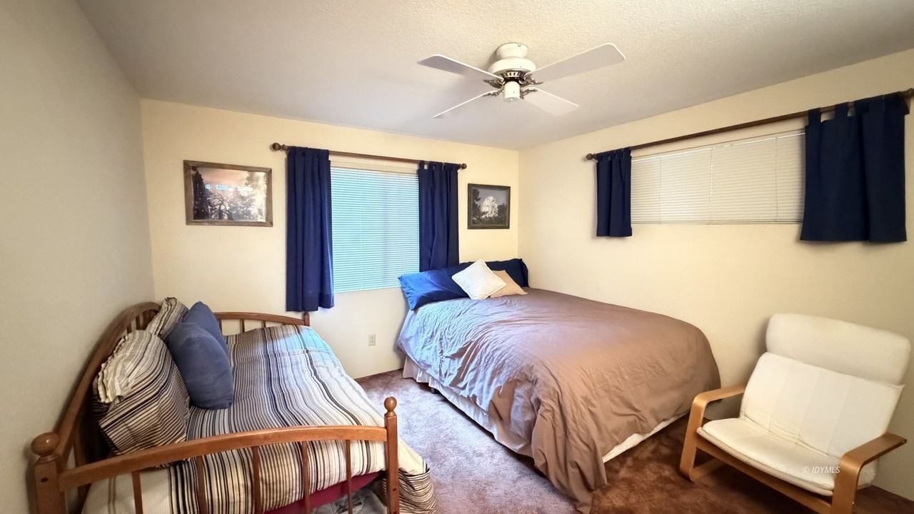 26823 Crestview Dr #26823 - Photo 7 of 25