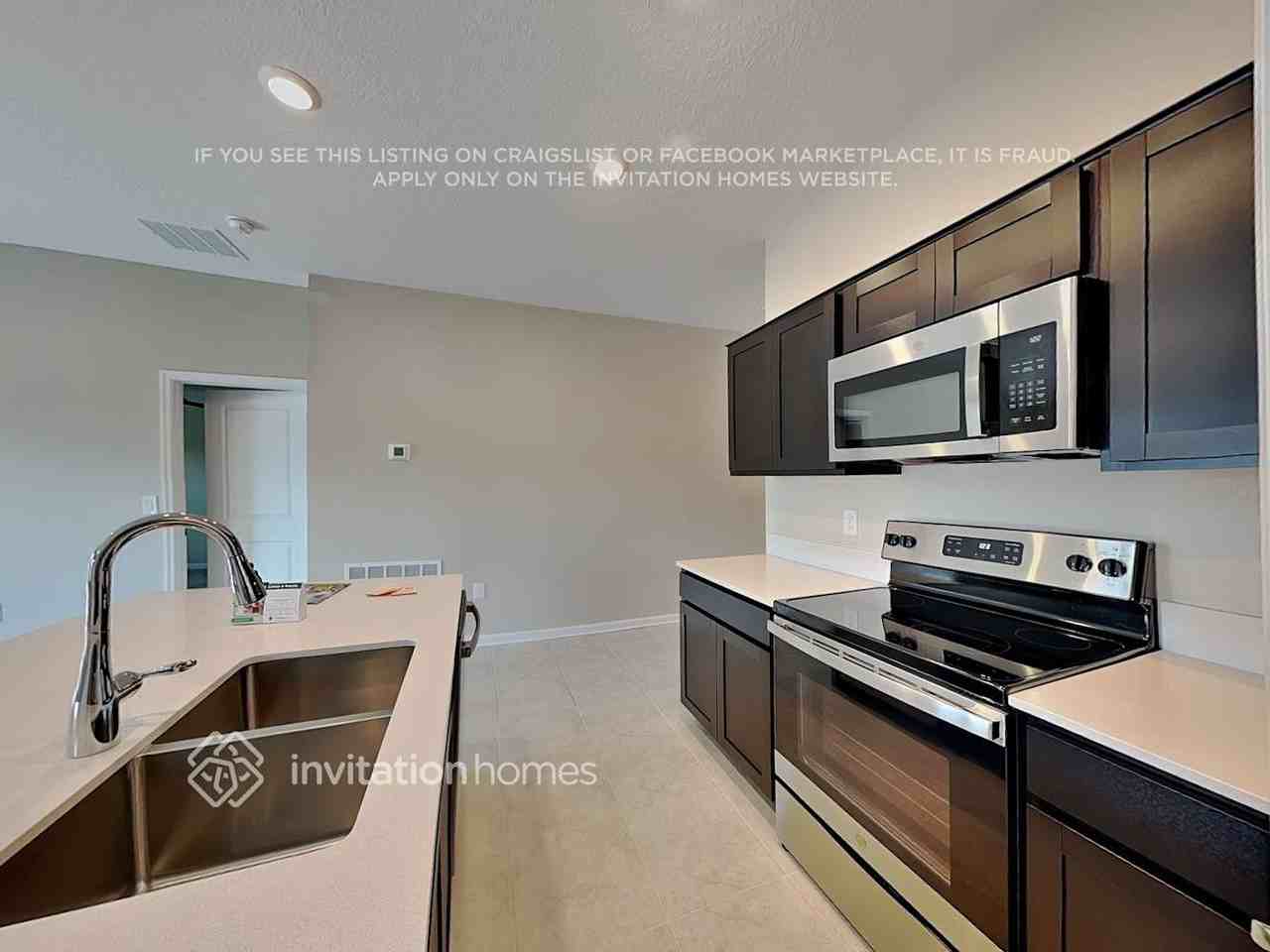 4300 Holstein St - Photo 5 of 18