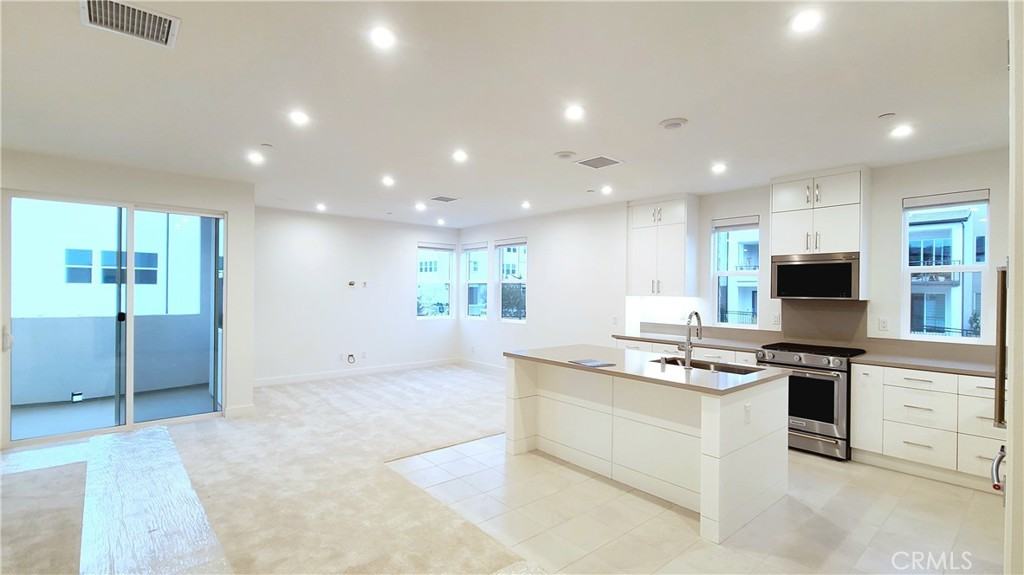 2502 Everly Ct #2502 - Photo 7 of 38