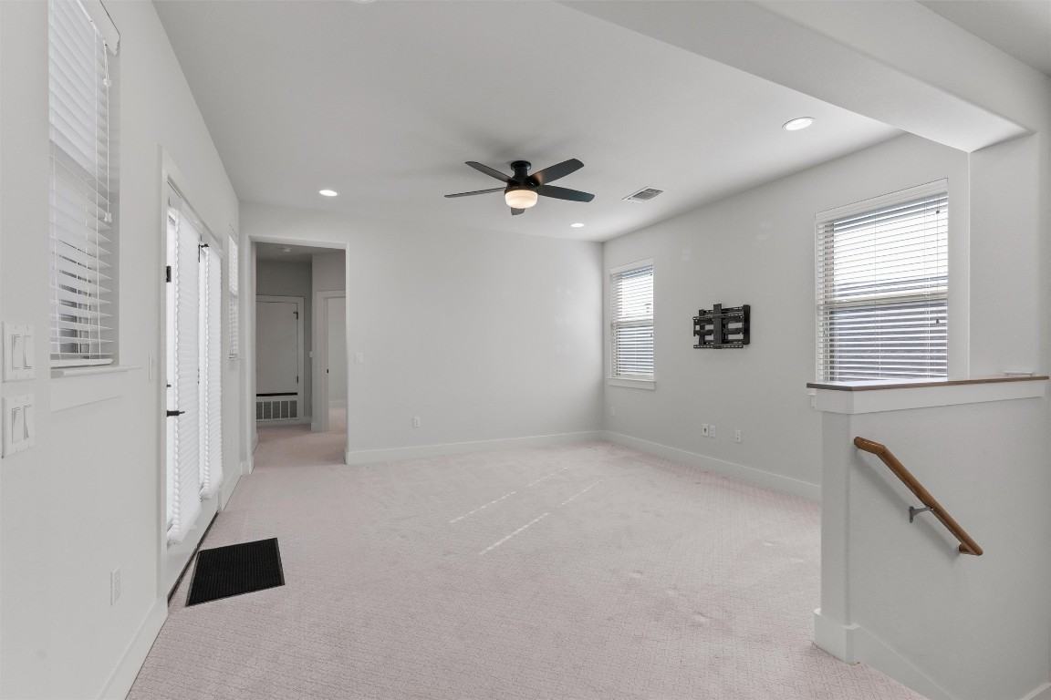 8707 Alderman Dr #8707 - Photo 5 of 33