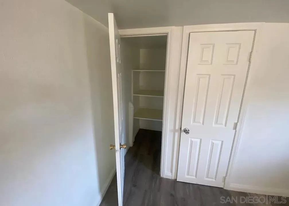 528 N Citrus Ave #528 - Photo 5 of 8