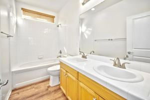 featured image of 428 Lakeview Ct #428