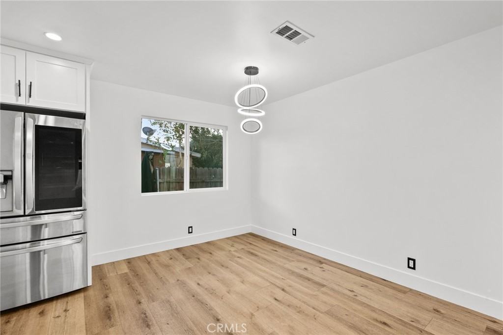 12869 Norris Ave #12869 - Photo 5 of 24