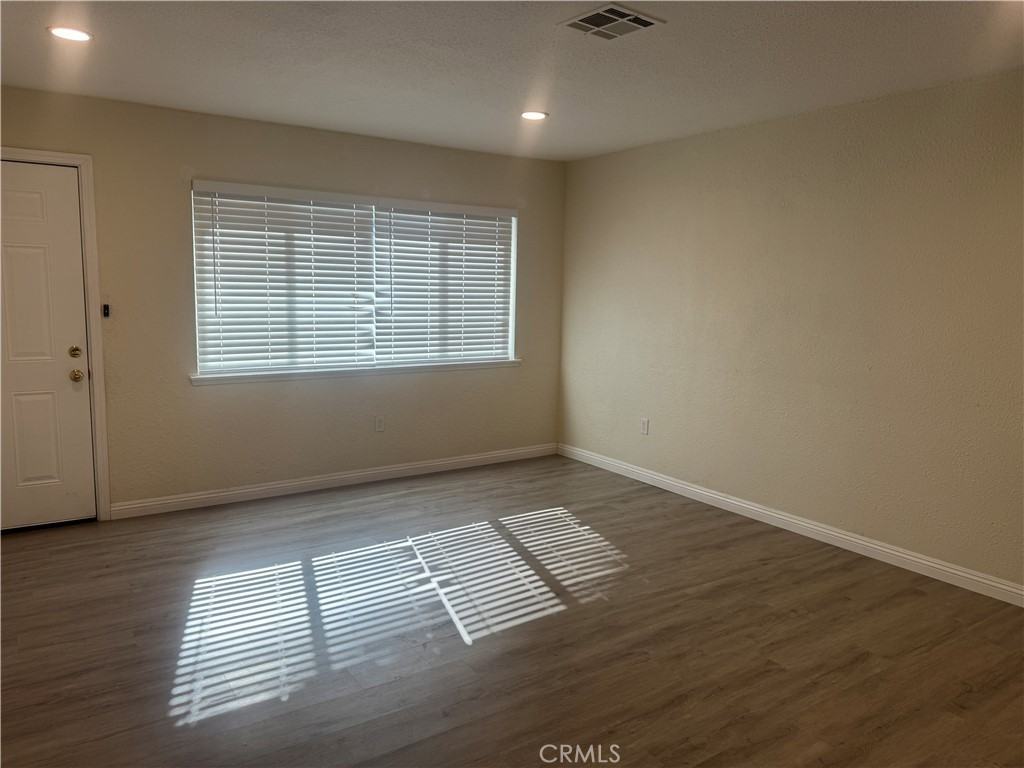 26397 Katharin St #26397 - Photo 5 of 42