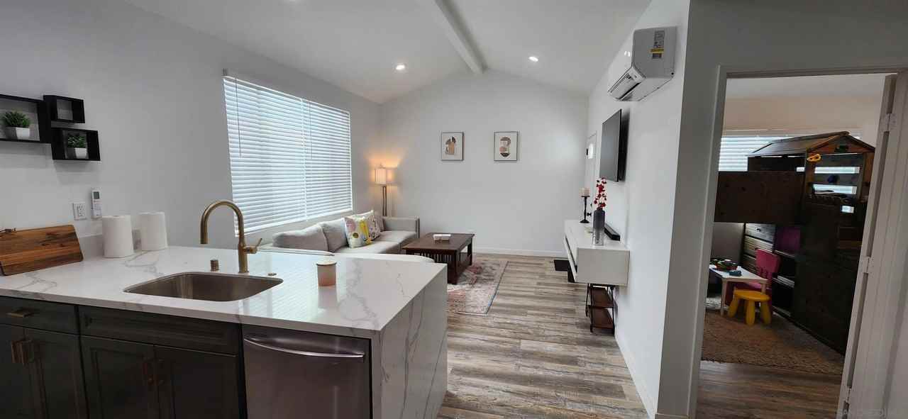 2144 L St #2144 - Photo 5 of 17