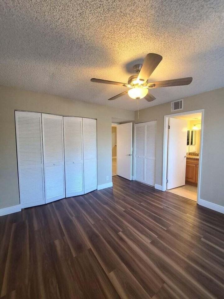 1517 Lake Crystal Dr #1517E - Photo 7 of 16