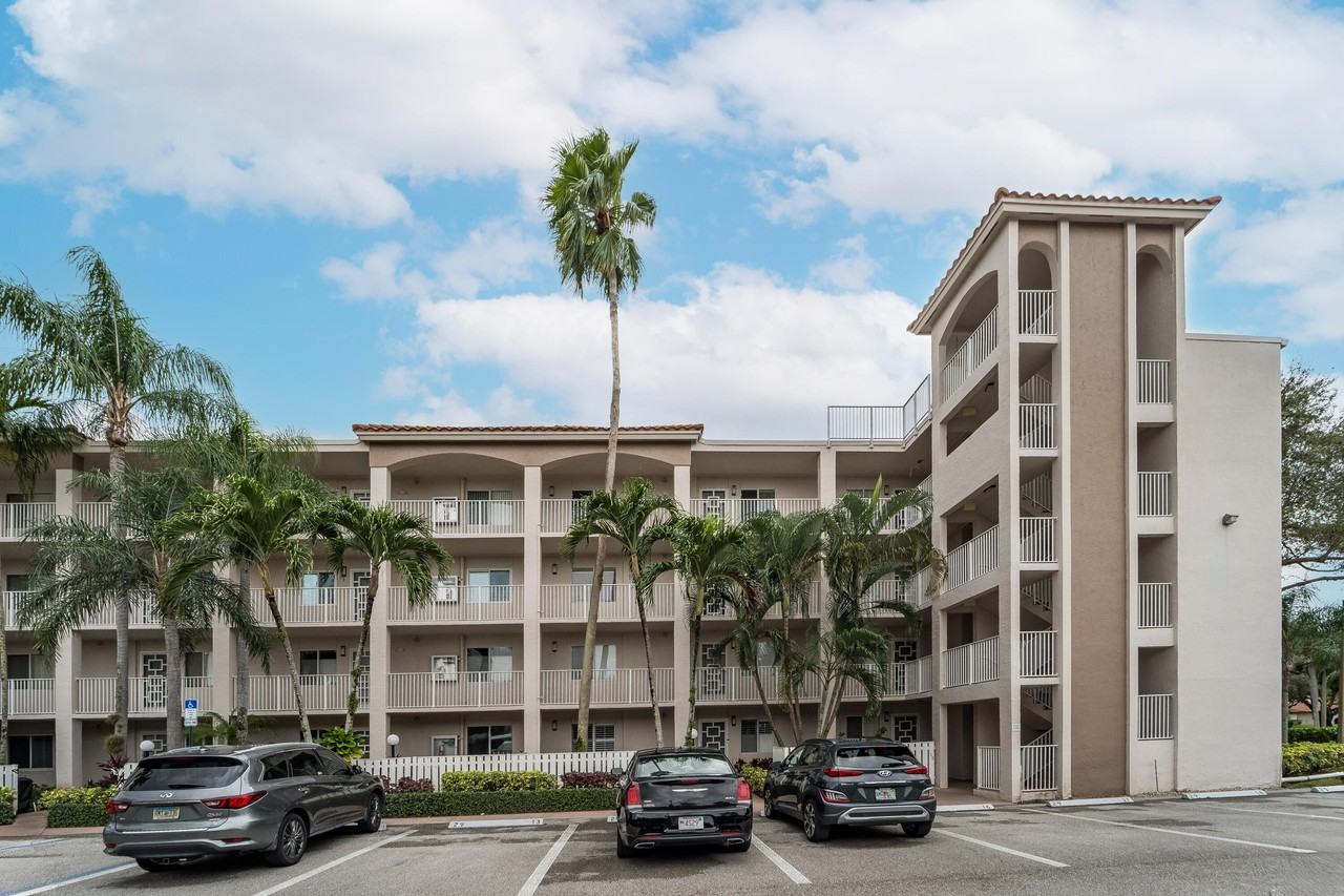 6112 Huntwick Ter #6112-307 - Photo 2 of 50