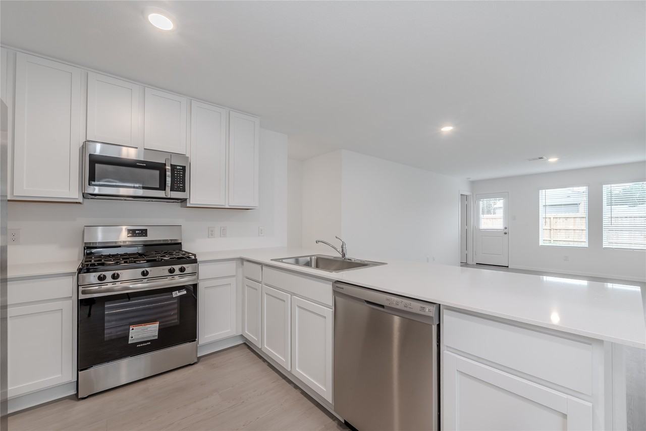 21358 Offida Ln #21358 - Photo 3 of 26