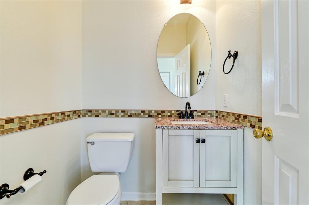 20308 Farm Pond Ln #20308 - Photo 2 of 37