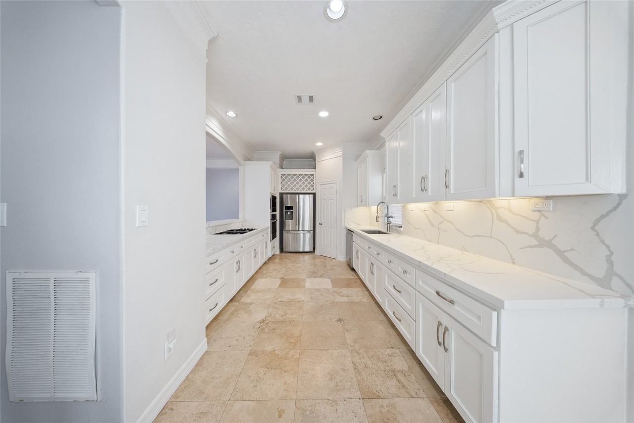 4216 Eli St #4216 - Photo 2 of 25