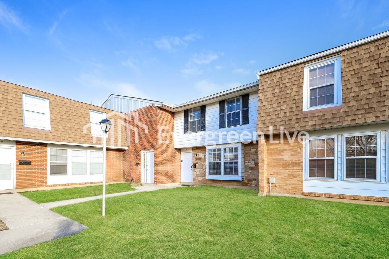 7511 Mount Ranier - Photo 2 of 15