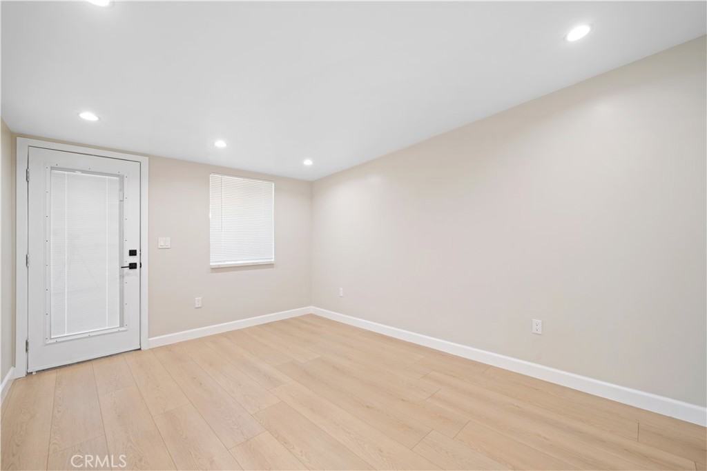 7729 Gentry Ave #7729 - Photo 2 of 16