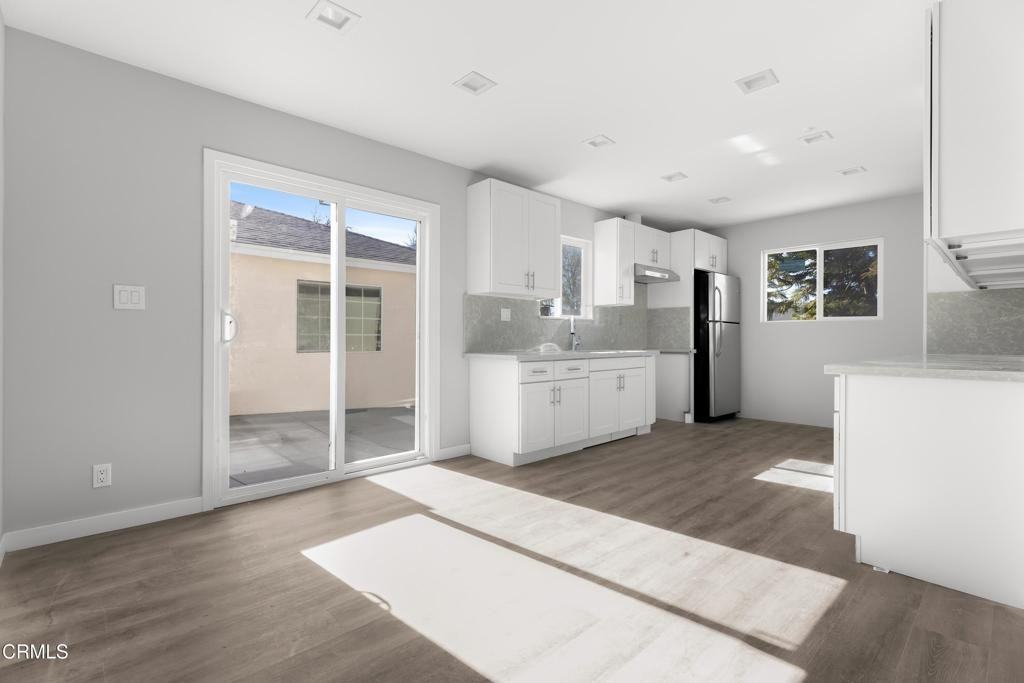 6256 Satsuma Ave #6256 - Photo 6 of 11