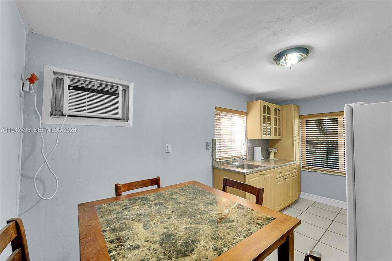 W 49th St #8370A - Photo 3 of 8