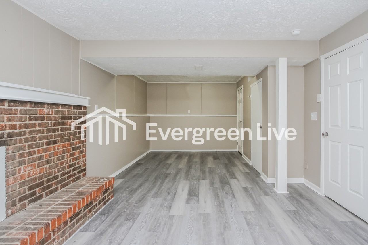 5902 Pemberly Dr - Photo 7 of 15