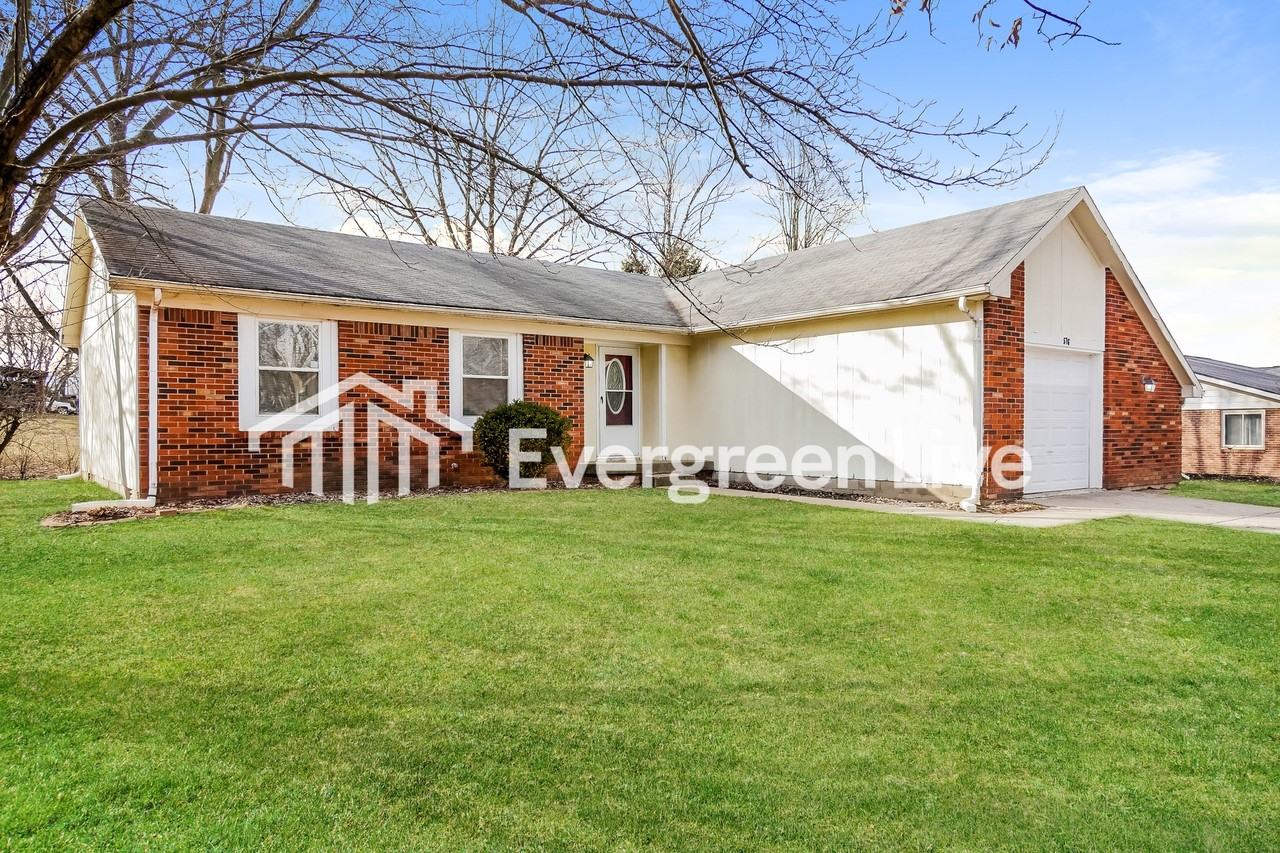 576 Yorktown Rd - Photo 2 of 14