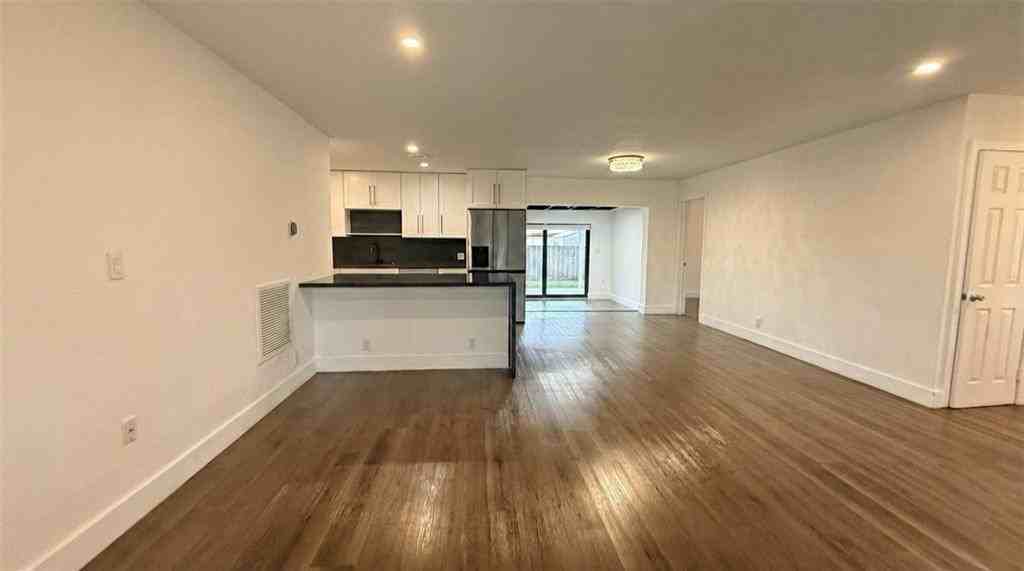 3193 Taft St #3193 - Photo 4 of 18