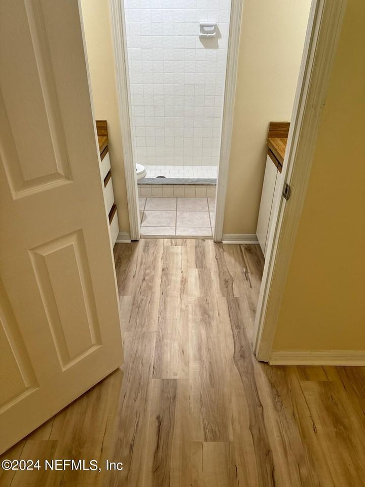 7620 Baymeadows Cir W