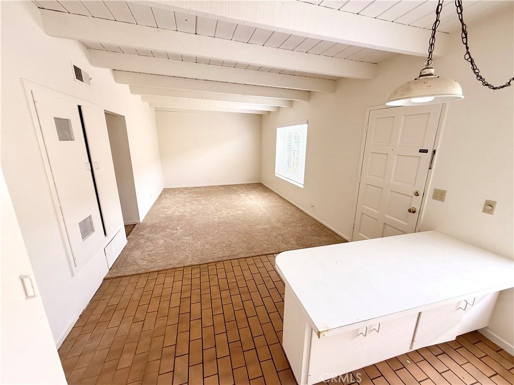 155 W Escalones #155C - Photo 3 of 6