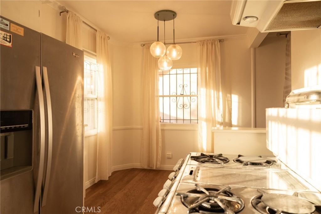 1745 N Mariposa Ave #1745 - Photo 5 of 24