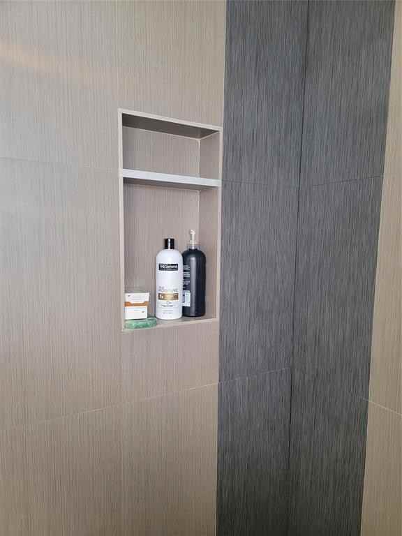 43A Se 15th St #43 - Photo 3 of 14