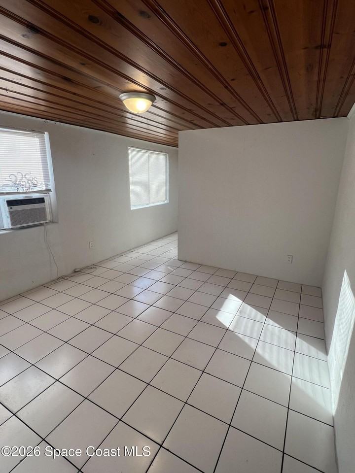 441 Vickers Dr #441A - Photo 4 of 18