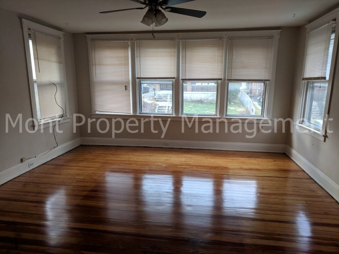 212 Jackson Ave #2 - Photo 4 of 21