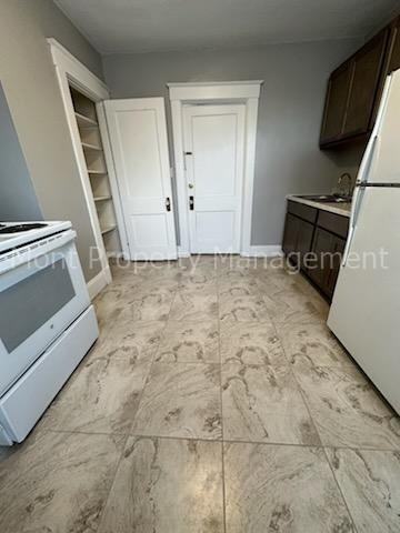 212 Jackson Ave #2 - Photo 7 of 21